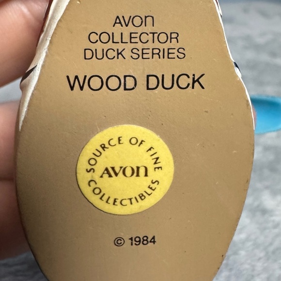 Pair of Vintage Avon 1984 Wood Duck Figure Collector Duck Series – Hand Painted - Picture 10 of 15